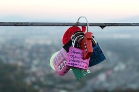 love locks symbol