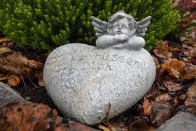 mourning angel love heart stone