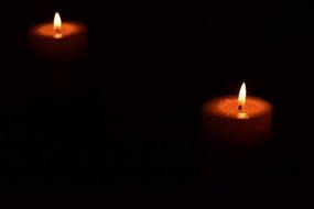 candles lighting in a dark