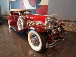 Red vintage Duesenberg 1935 automobile