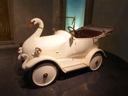 The baby swan auto from 1920