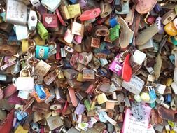 dump of lovers' castles