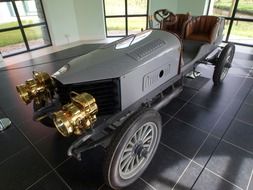picture of the spyker 1903