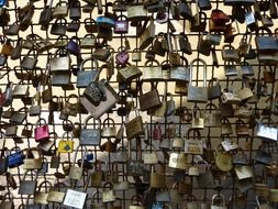 a wall of love locks