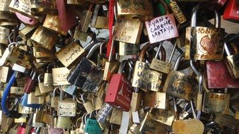 padlocks of lovers