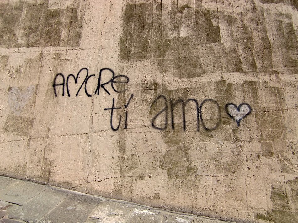 picture of the love sign on a wall