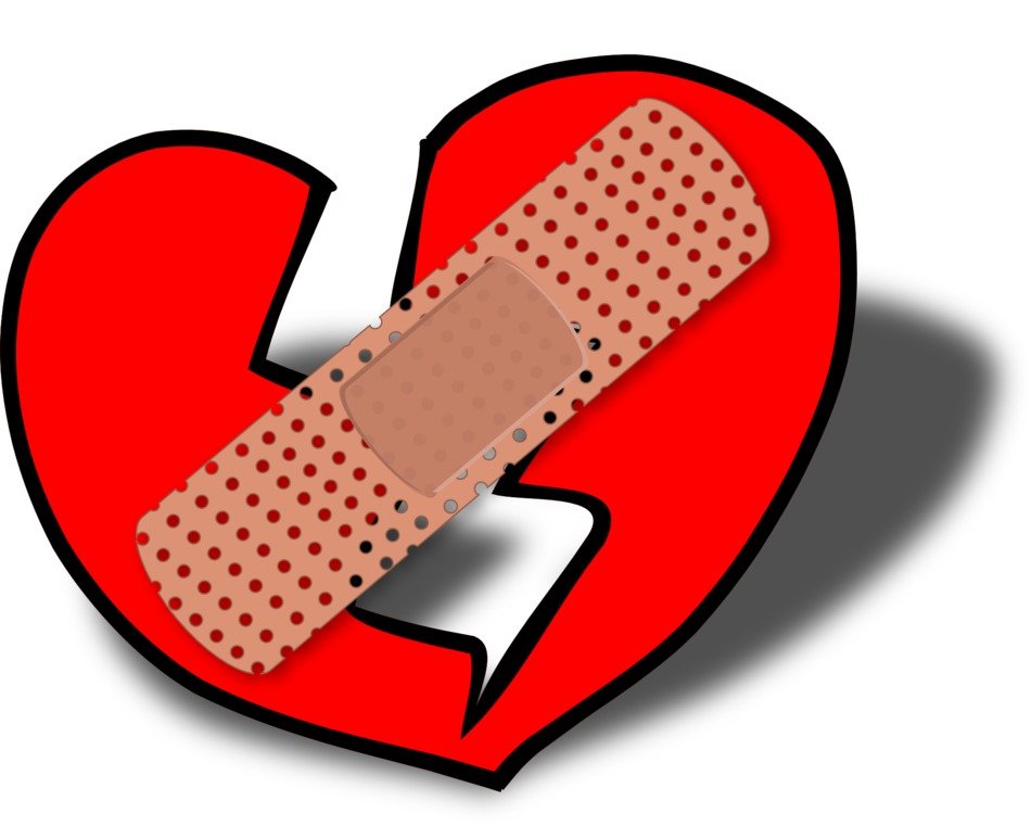 the heart is glued with plaster figure