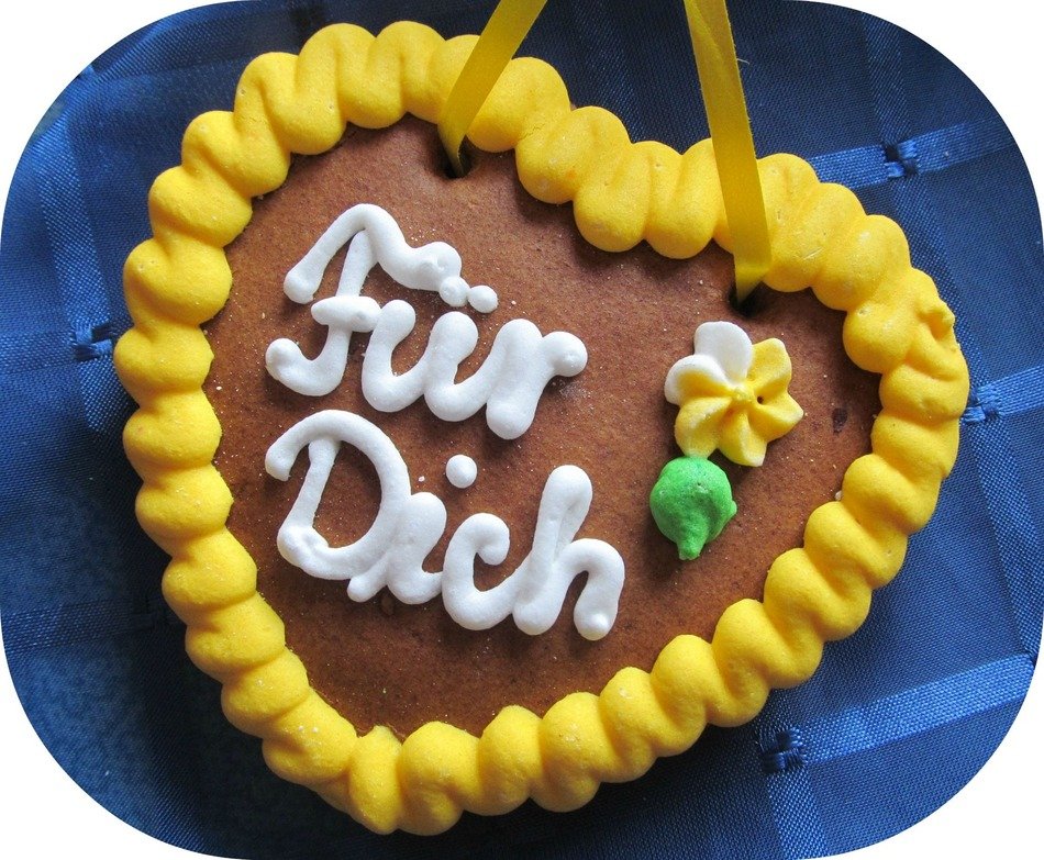 gingerbread in shape of heart for you