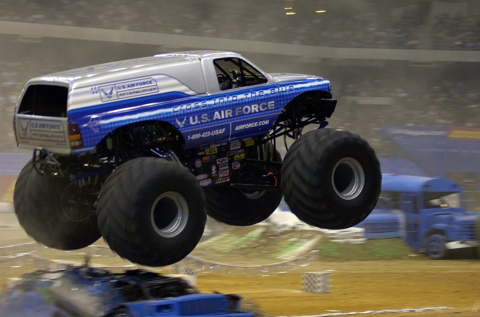 clipart of the Grave Digger Monster Truck