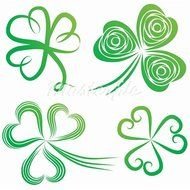 Green Shamrock Outline