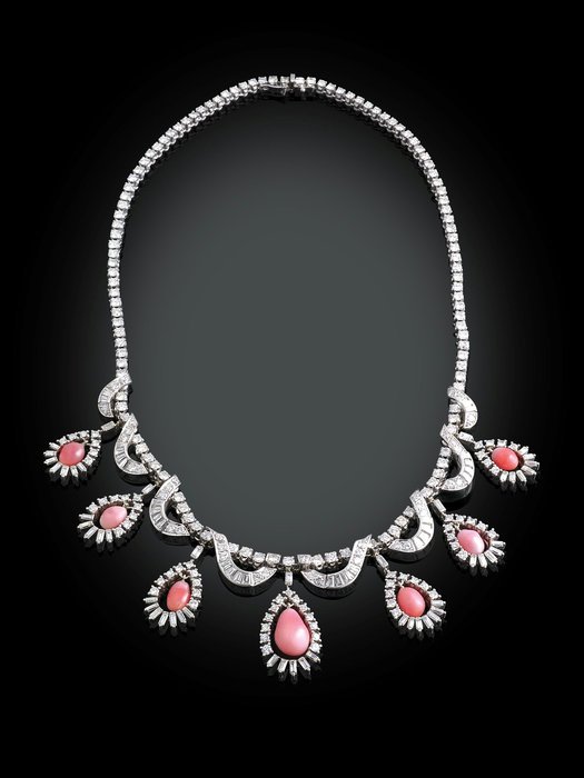 Conch Pearl Necklace darwing