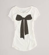 t-shirt with black bow