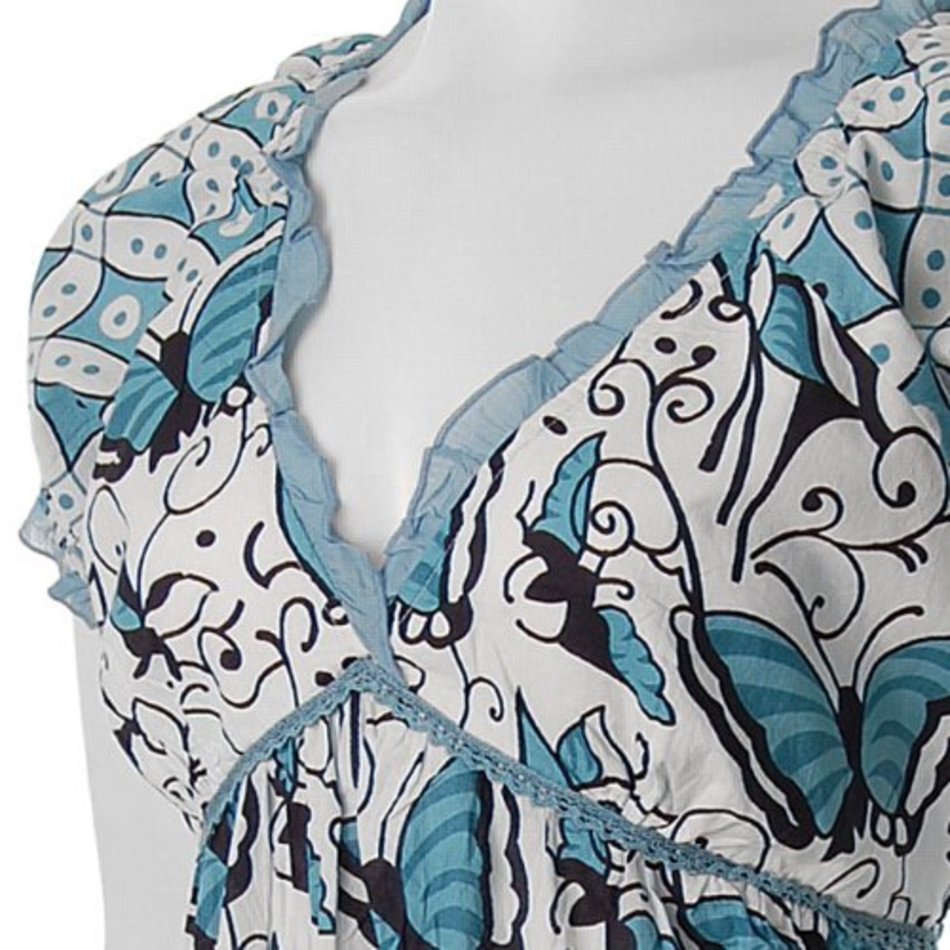 Graphics NOT Super Girly Youthful Prints Youd See On A Child Or Tween