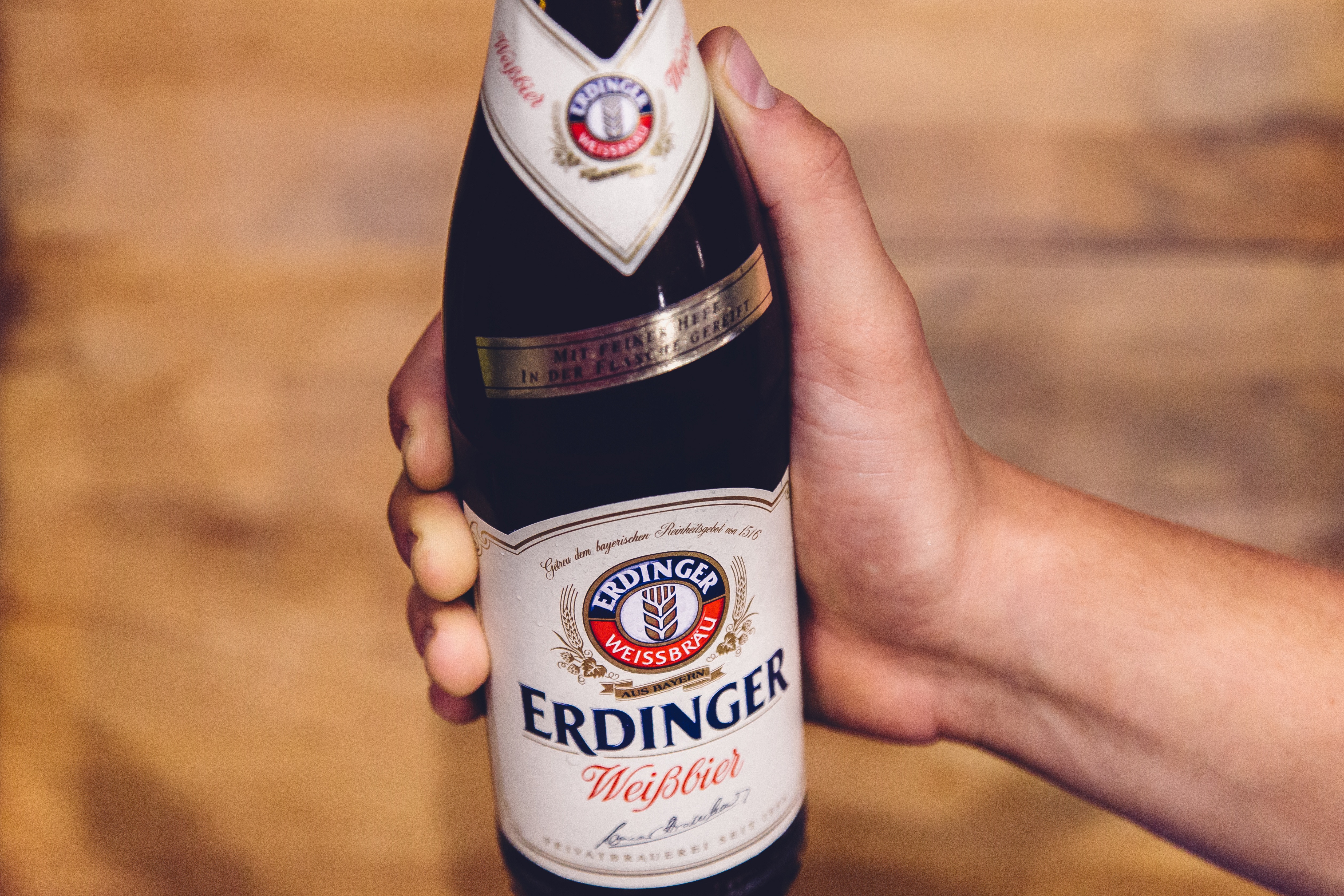 Пиво бутылка Erdinger