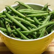 green beans in yellow bowl