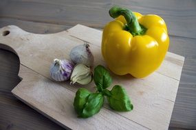 paprika basil garlic food in Italy