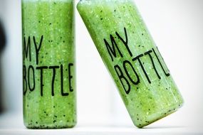 detox smoothies in the bottle