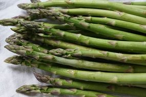 fresh asparagus green vegetables food