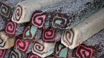 wallpaper with sweet coconut rolls