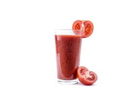 tomato juice in a glass