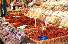 dried pepper is sold at the counter