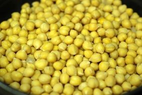 natural yellow peas