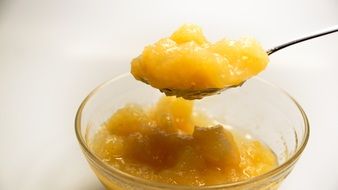 applesauce in a glass bowl