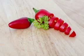 cut chili paper