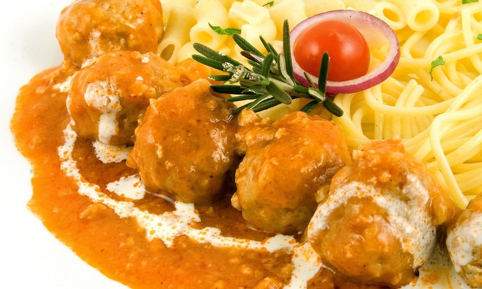 Photo of the pasta with meat balls