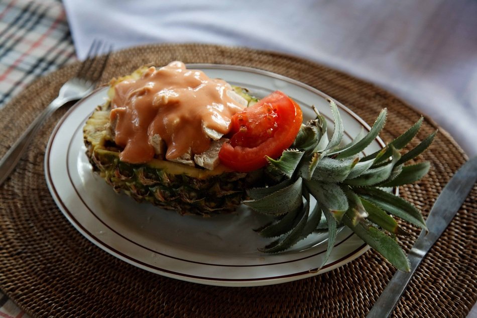 pineapple with shrimp
