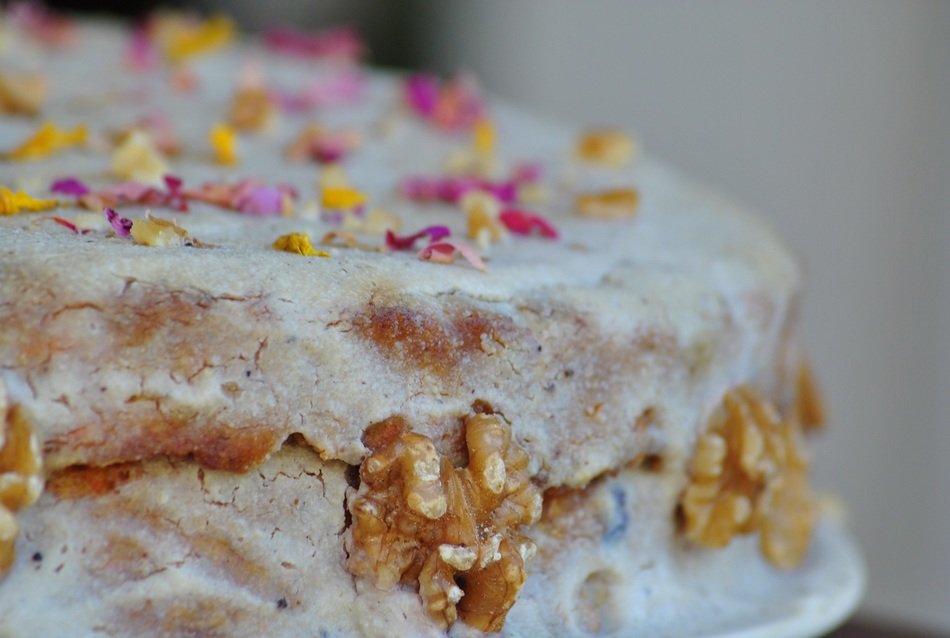 carrot cake with walnuts, detail
