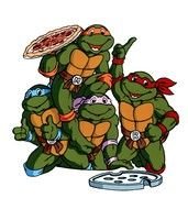 ninja turtles with pizza in hands