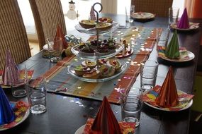 table decoration for children&#039;s party