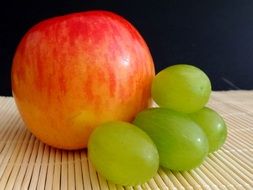 grapes near apple