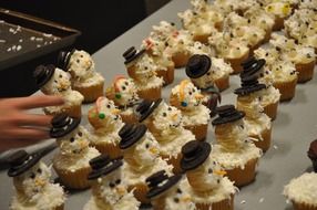 Colorful Christmas snowman cupcakes