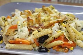 noodles with olived in casserole