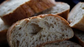 lot of chopped baguette