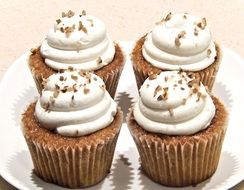 carrot cupcakes with cream cheese