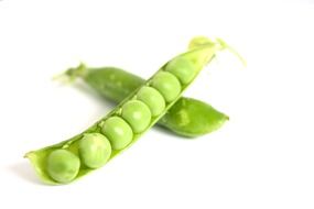 green peas in pod, macro