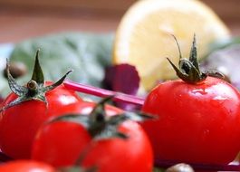 red tomatoes for lunch