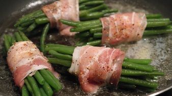 beans with bacon