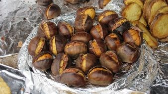 maroni, roasted sweet chestnuts