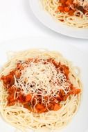 pasta with beef and cheese and tomato sauce