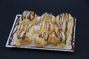 profiteroles in milk chocolate