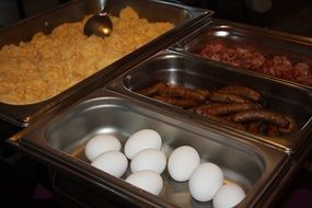 dishes for a hearty breakfast