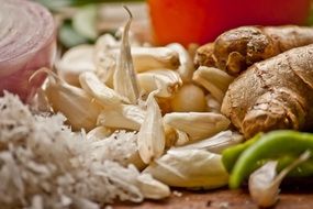 garlic and ginger for cooking