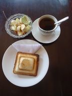 Breakfast with the tea
