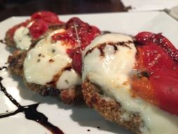 eggplant baked with mozzarella