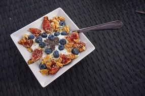 cereal with berries for breakfast