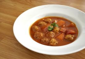 tomato soup with meatballs